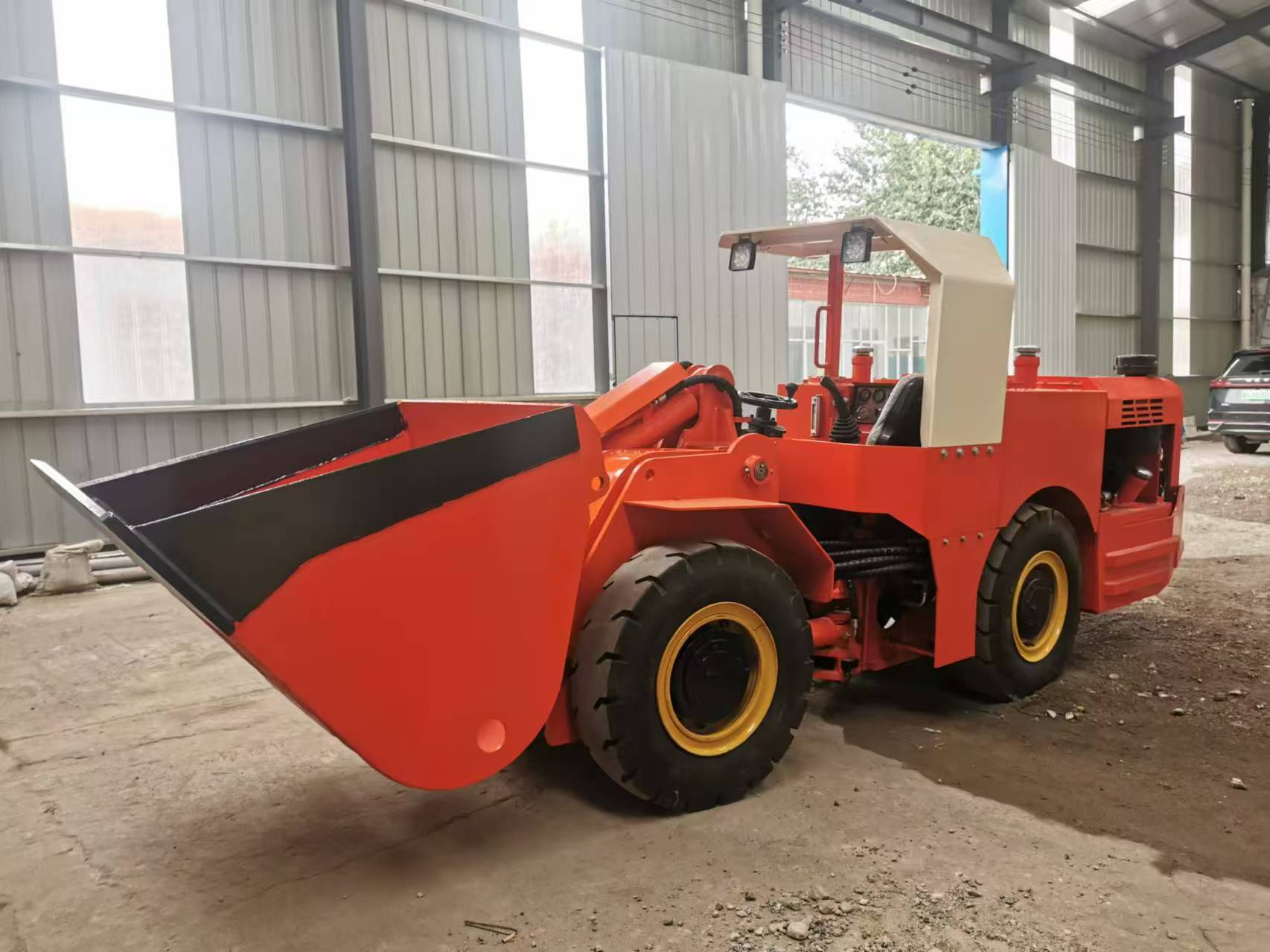 How to choose a mine underground scraper with a load capacity of 1.2 tons